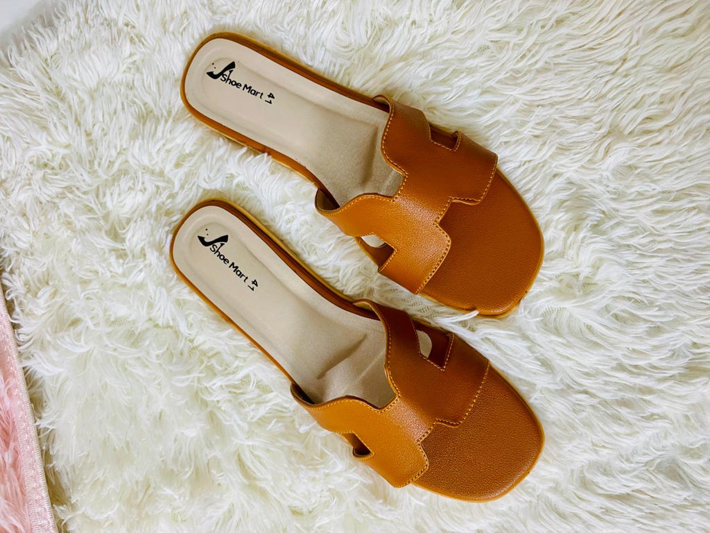 Liyana Basic Flat